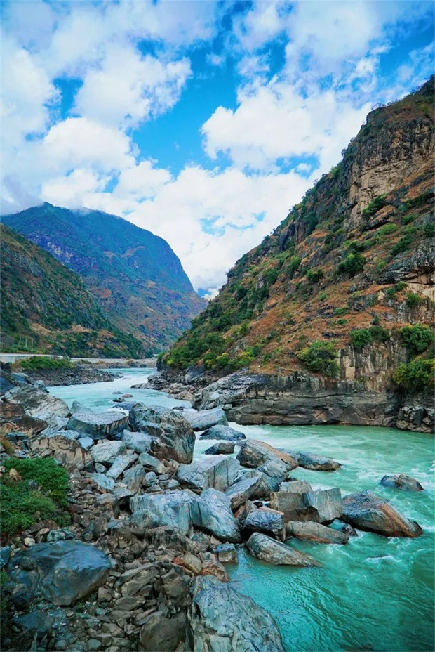 云南旅游,云南旅行社,云南團(tuán)建公司,云南會議公司,云南策劃公司,云南會議執(zhí)行公司,怒江旅游,怒江旅行社,怒江團(tuán)建公司,怒江會議公司,怒江策劃執(zhí)行公司：去怒江要做的10件事